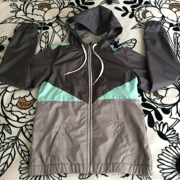 Zine Clothing Jackets & Blazers - Gray & Mint Zine Windbreaker From Zumies